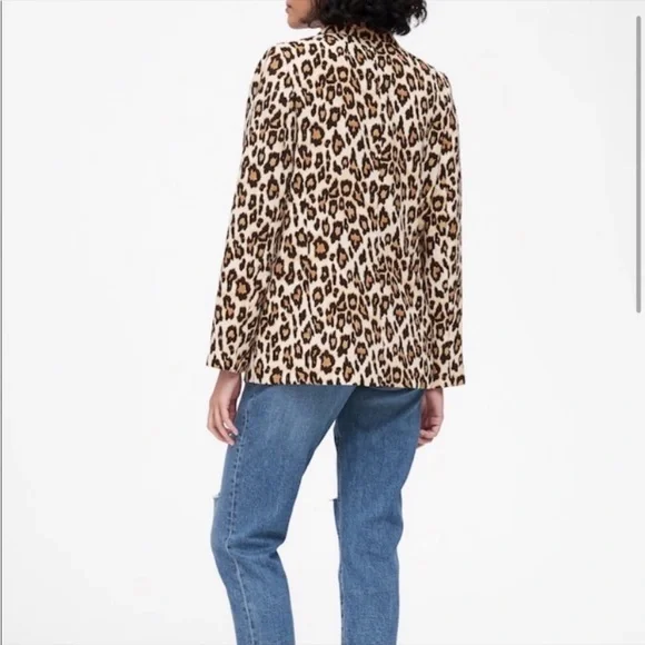Banana Republic leopard print blazer - Picture 2 of 13